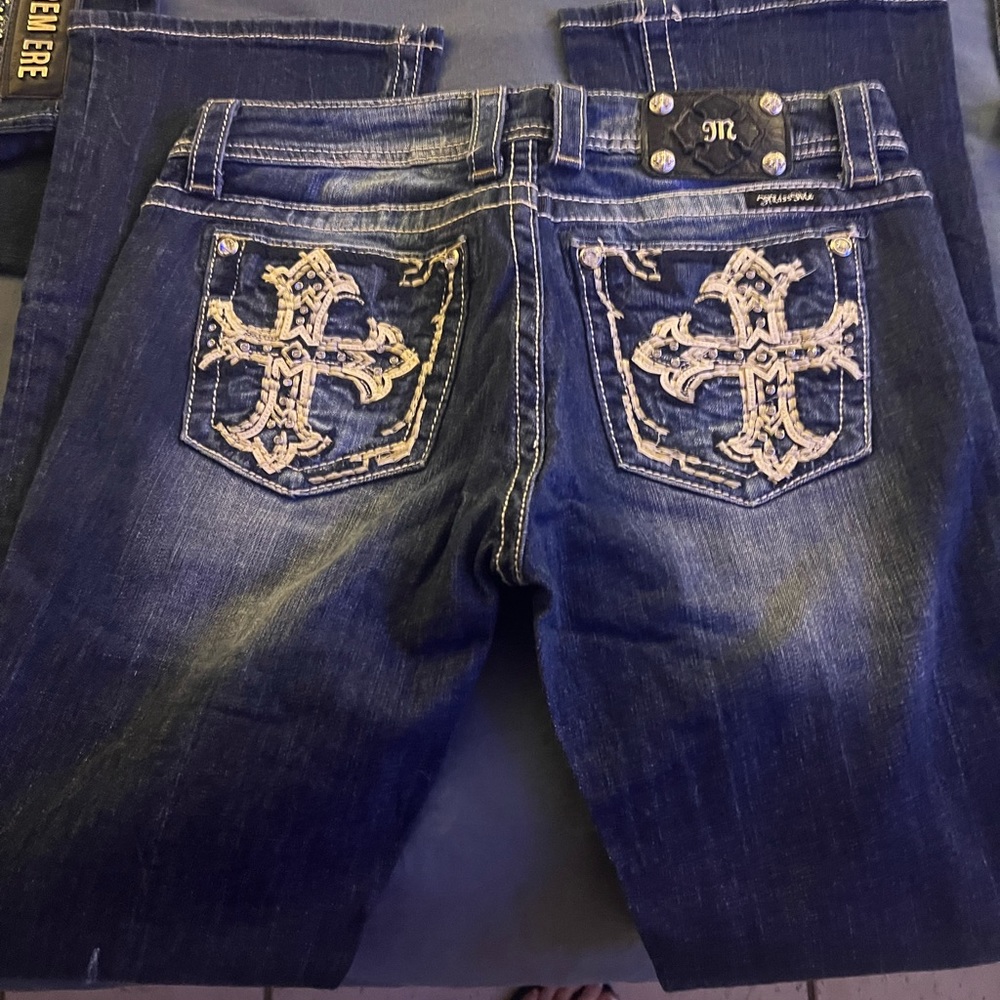 Miss Me Jeans - Picture 2 of 2